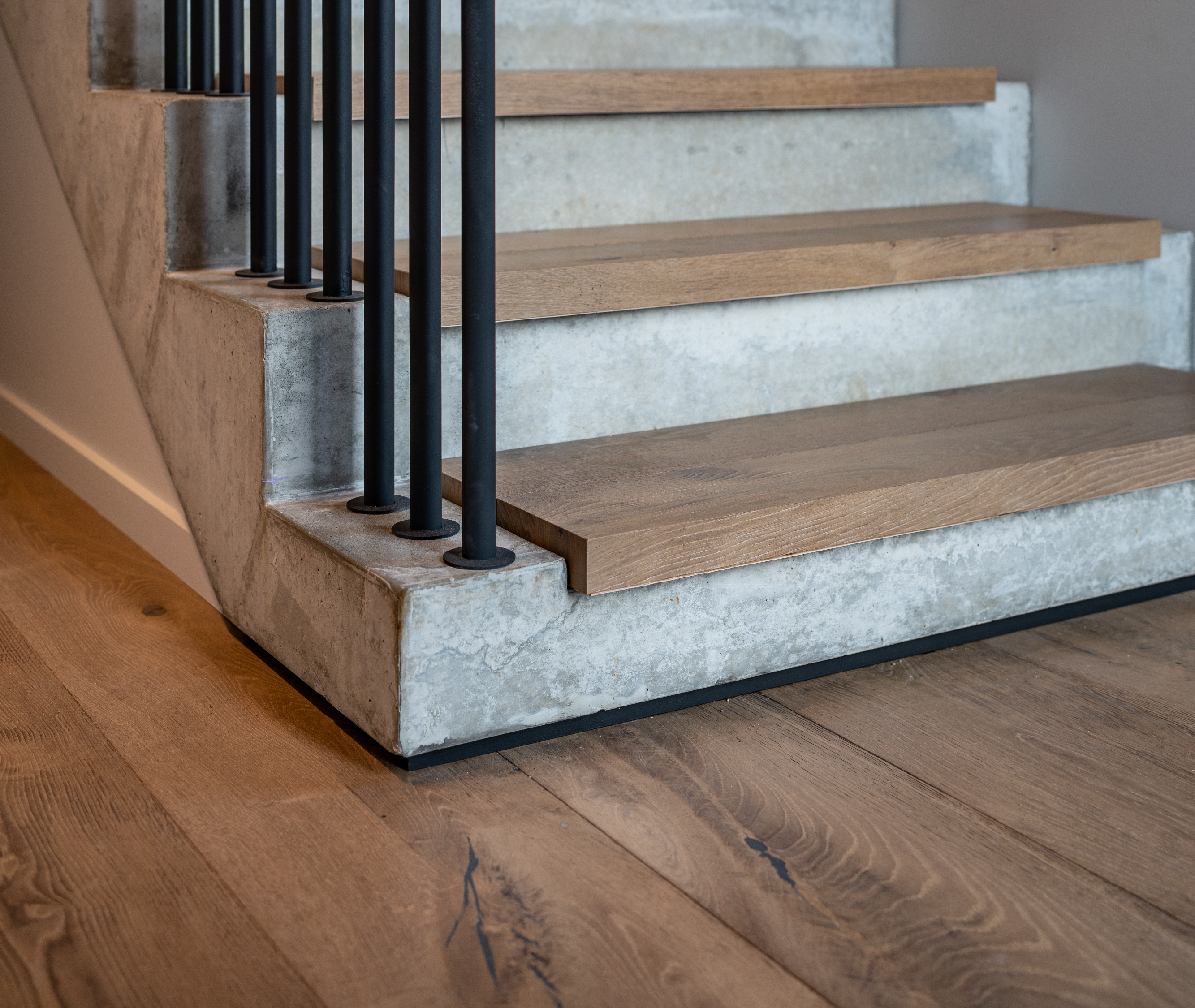 How does temperature and humidity affect wood flooring in NZ?